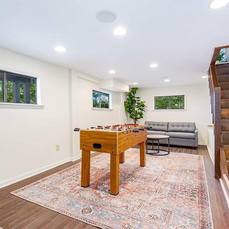 Amazing Views, Hot Tub, Fire Pit, Deck & Fireplace Inwood Dış mekan fotoğraf