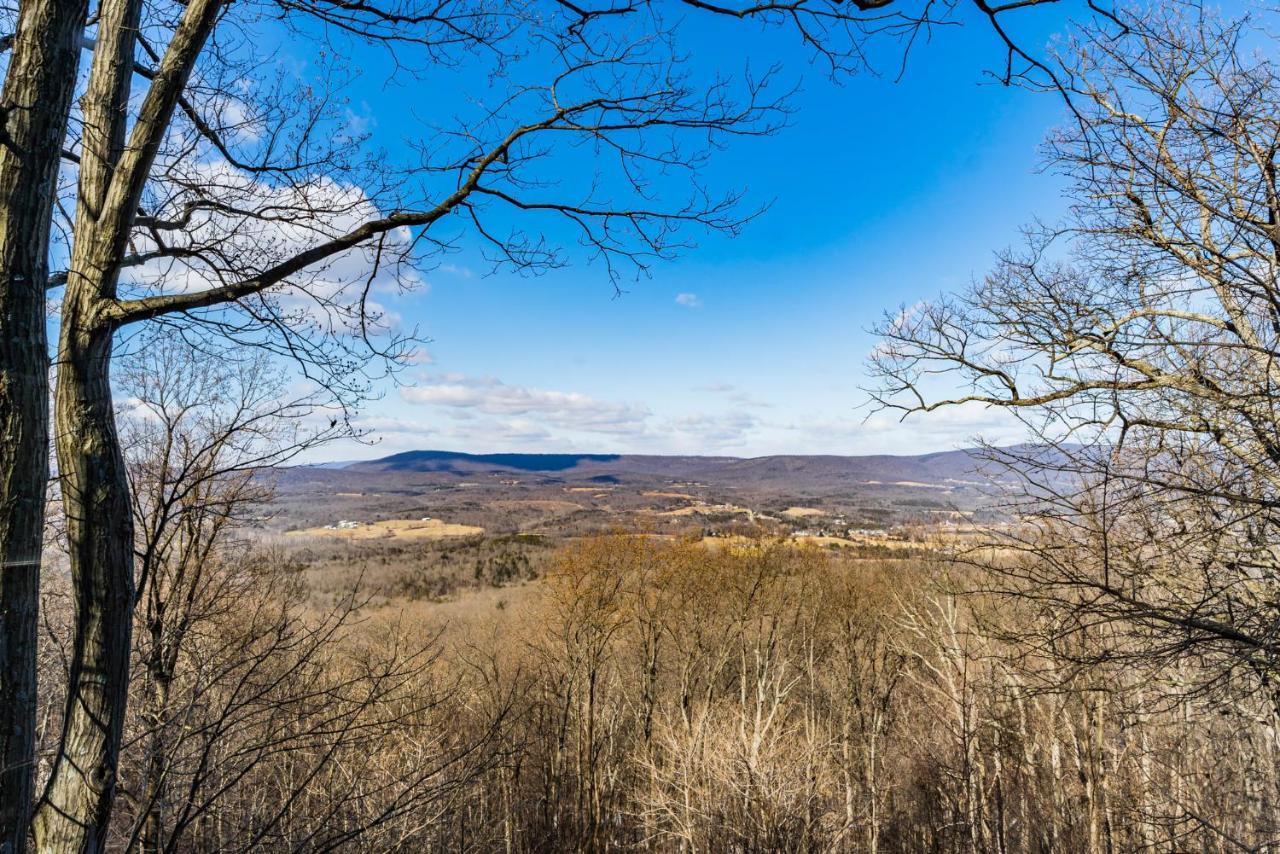 Amazing Views, Hot Tub, Fire Pit, Deck & Fireplace Inwood Dış mekan fotoğraf