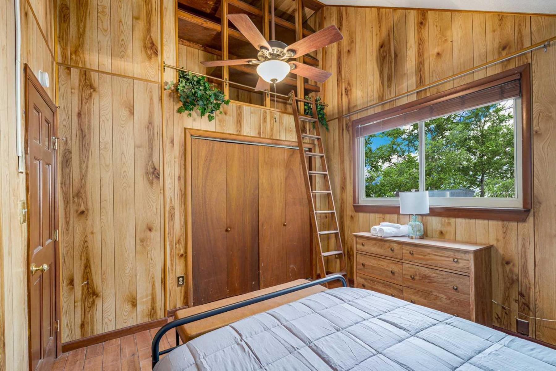 Amazing Views, Hot Tub, Fire Pit, Deck & Fireplace Inwood Dış mekan fotoğraf