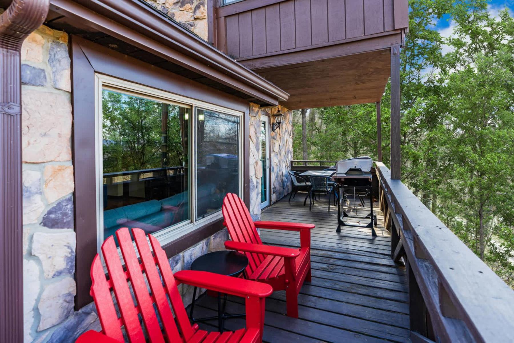 Amazing Views, Hot Tub, Fire Pit, Deck & Fireplace Inwood Dış mekan fotoğraf